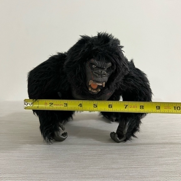 Universal Studios 2005 KING KONG Toy w/ Roaring Sound By Playmates Toys Tested - Picture 12 of 15